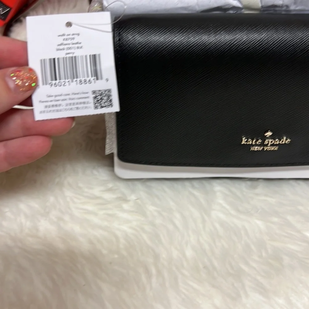 ****SOLD**** Kate Spade ♠️ Crossbody NWT Black - Picture 2 of 7